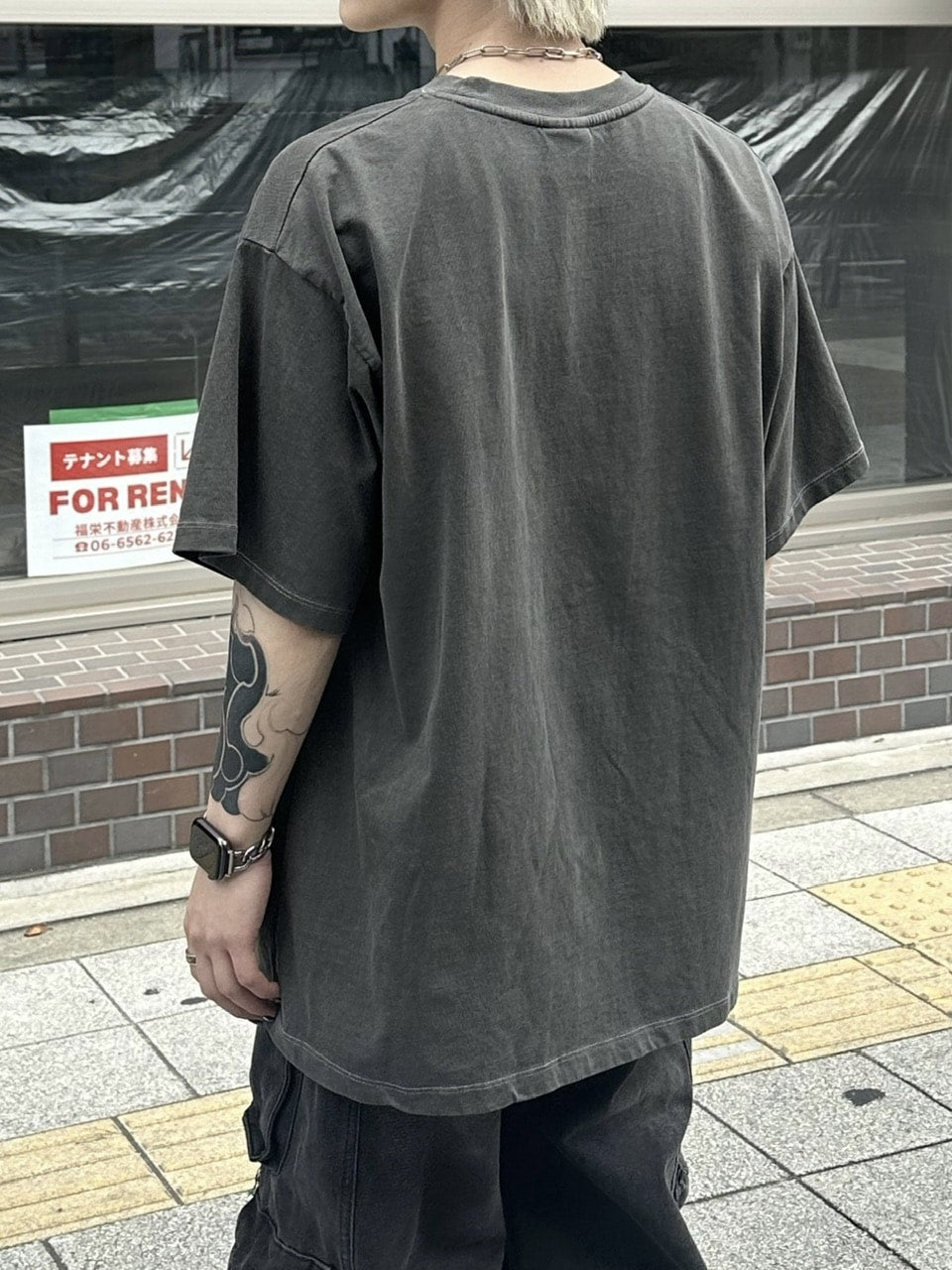 大阪店WEB限定【Chikashitsu +】box fit jesus t-shirt (2color)