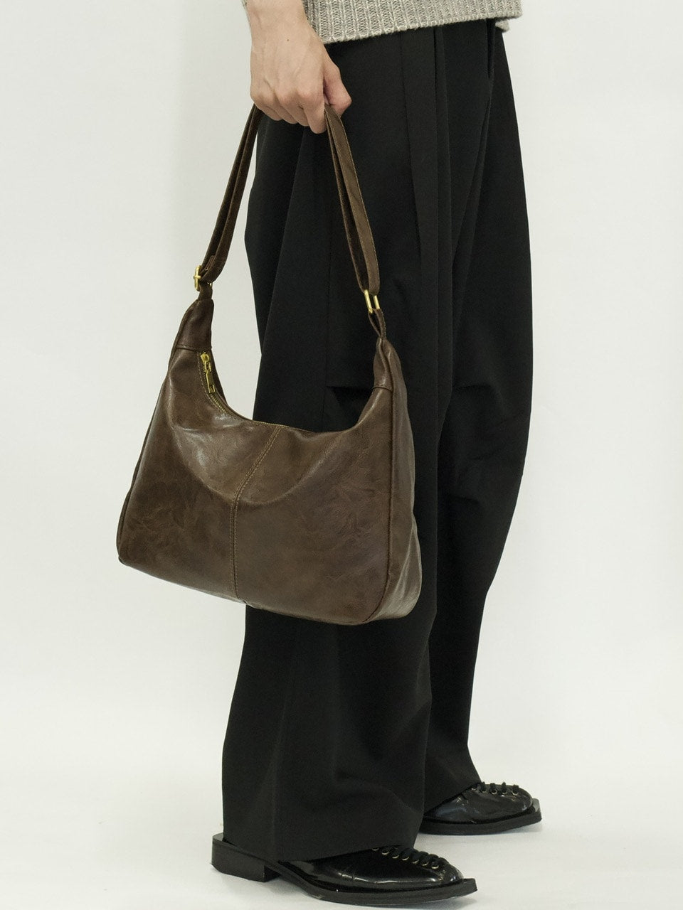 東京店WEB限定受注制【Chikashitsu +】vegan leather cross bag (2color)