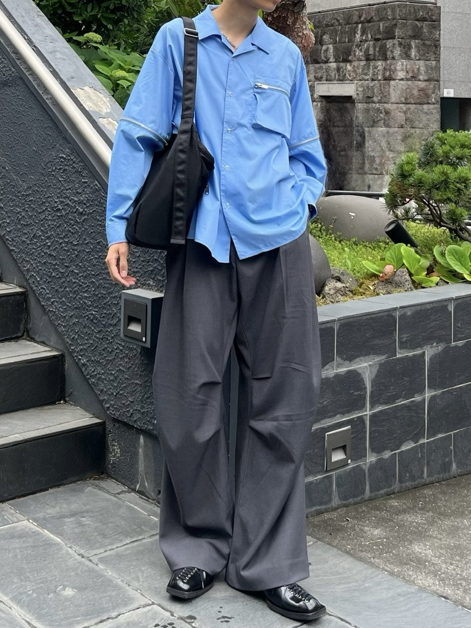 東京店WEB限定【Chikashitsu +】full length knee tuck slacks (2color)