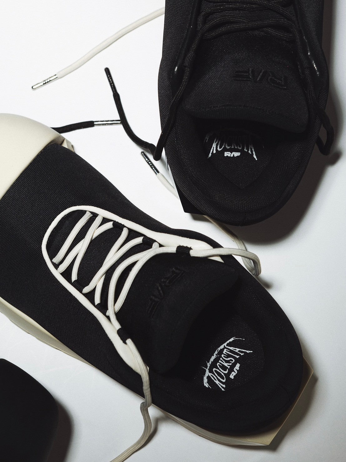 【F.V.V.O】THICK SOLED LOW BOOTS