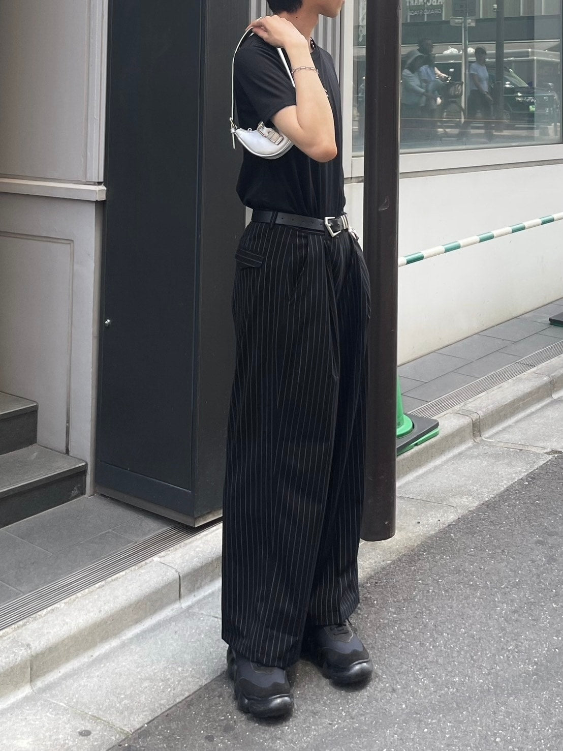 受注制【Chikashitsu +】stripe tuck slacks / 【チカシツプラス】ストライプボーダータックスラックス