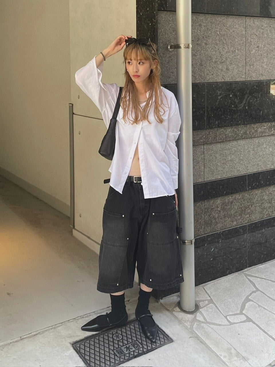 受注制【Chikashitsu +】studs design denim half pants (2color)