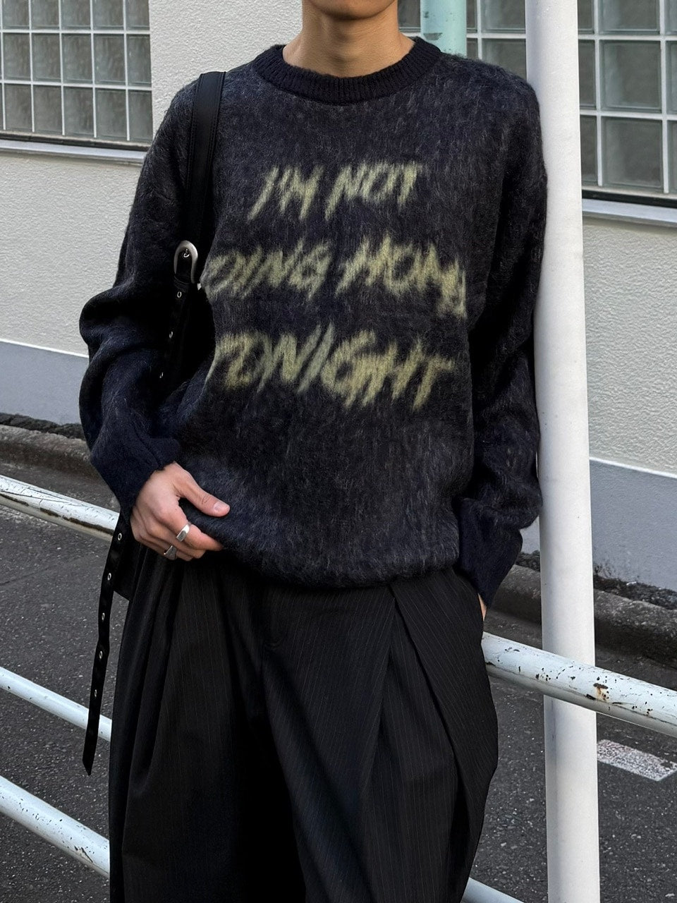 受注制【Chikashitsu +】unisex slogan knit (4color)