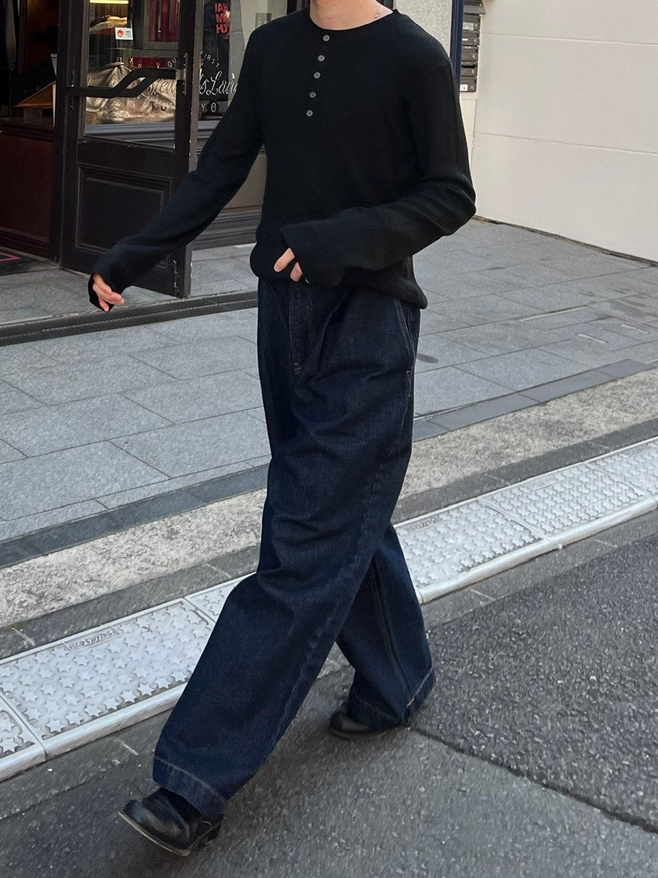 東京店WEB限定受注制【Chikashitsu +】Loose fit one tuck denim pants