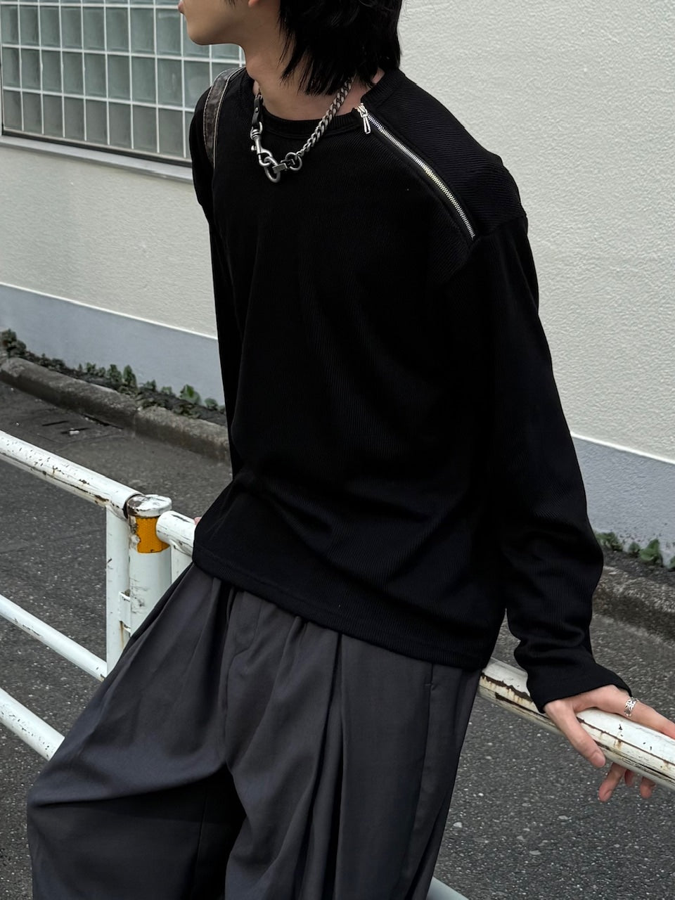大阪店WEB限定【Chikashitsu +】shoulder zip long sleeve (2color)