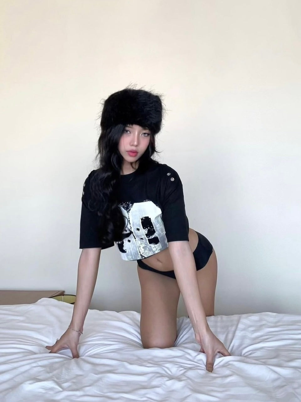 【Cozy world Wide】00 KNIGHT CLUB T SHIRT