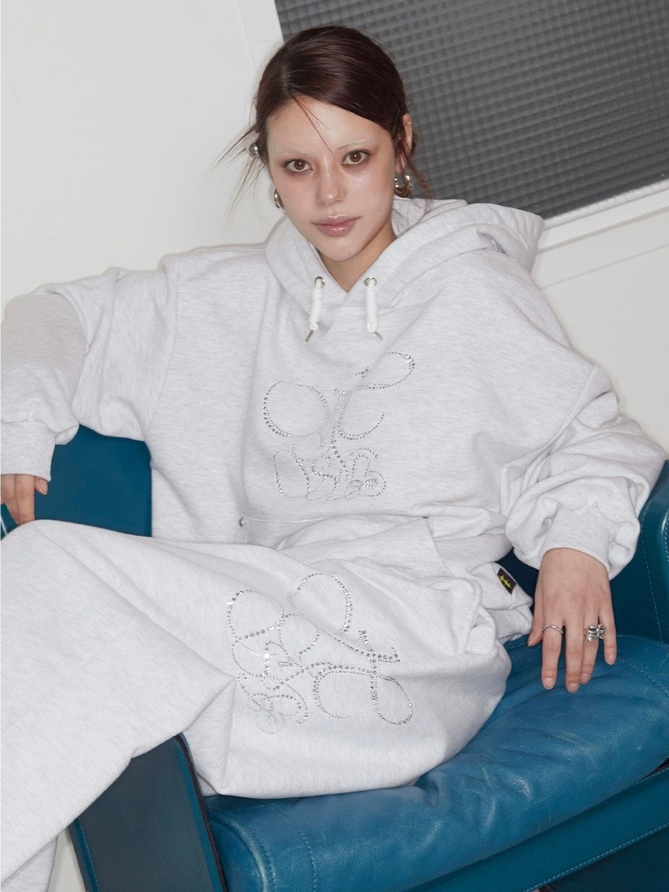 【HOLY NUMBER 7】HIPHOP OVER BALLOON FIT CUBIC LETTERING TRAINING PANTS