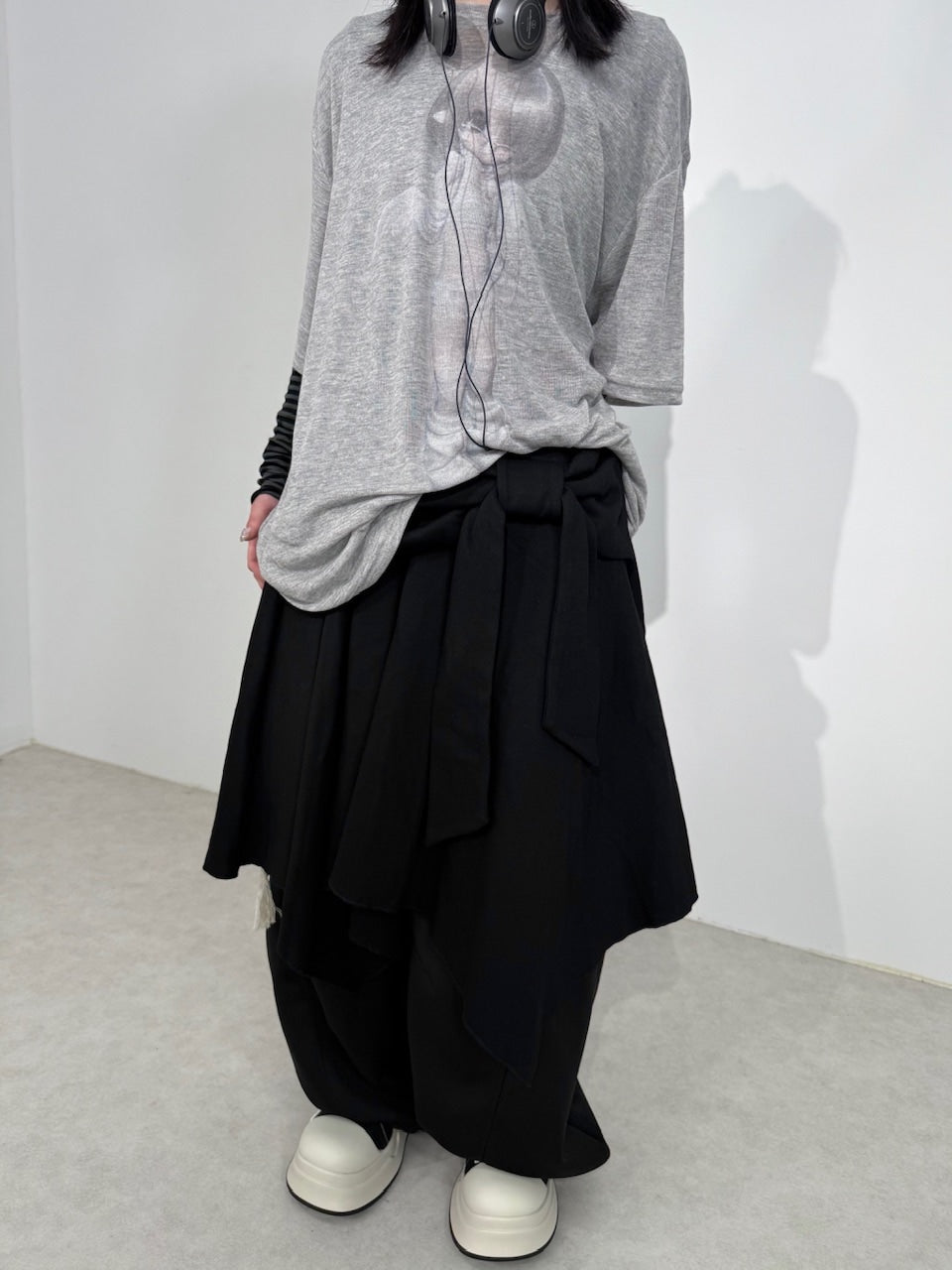 国際配送【Nerd out XU】Girl is angel see-through tee (2color)