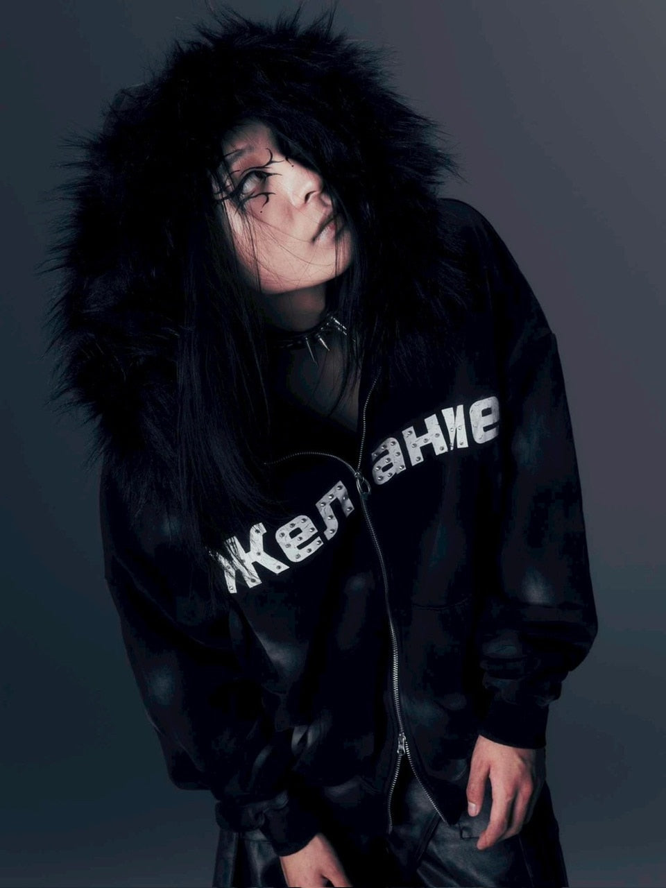 【DIG YOUR OWN GRAVE】Желание FUR HOODIE /【ディグユアオウングレイブ】ファーフードフードジェラーニエロゴジップアップパーカー