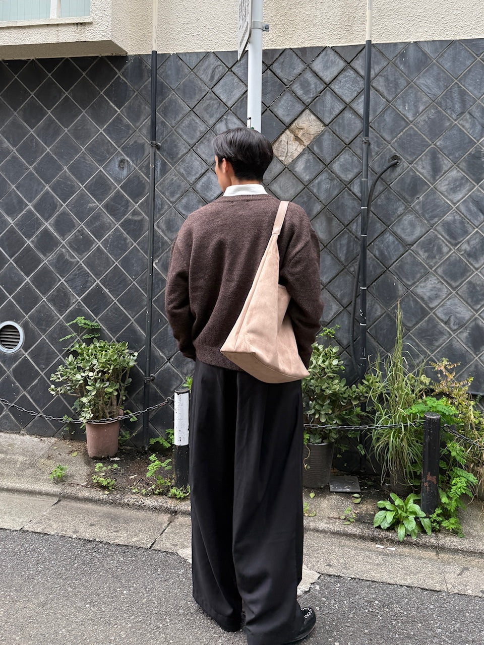 東京店WEB限定受注制【Chikashitsu +】wide tuck drape slacks (2color
