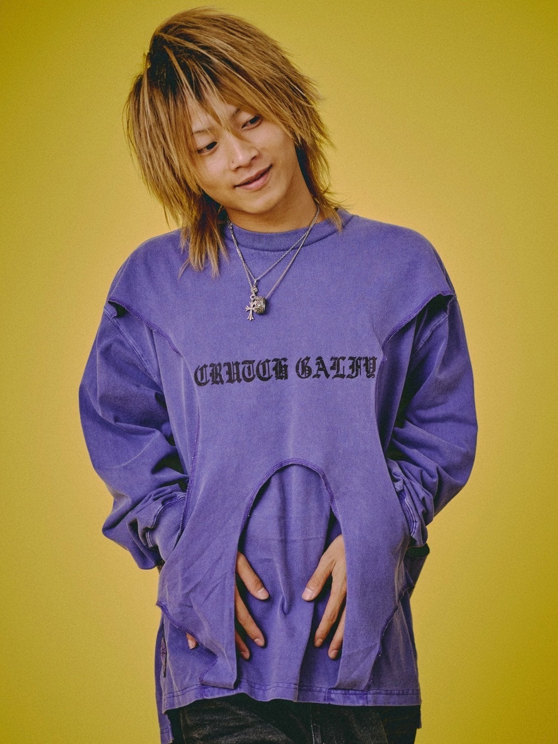 【GALFY】穴の向こうにわんちゃんロンTee