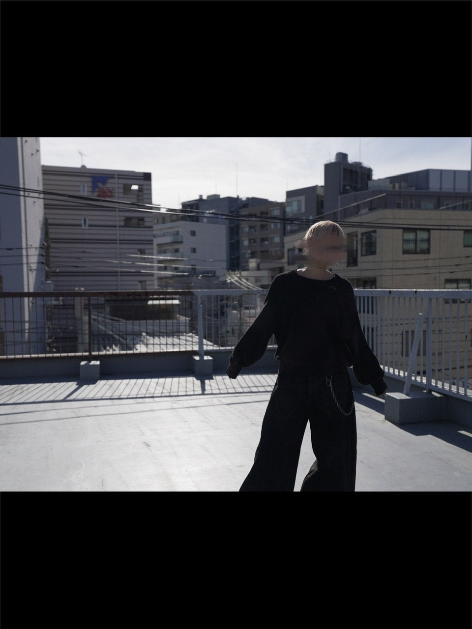 【CHIKASHITSU PLUS HIGH】Cropped spray dyeing knit