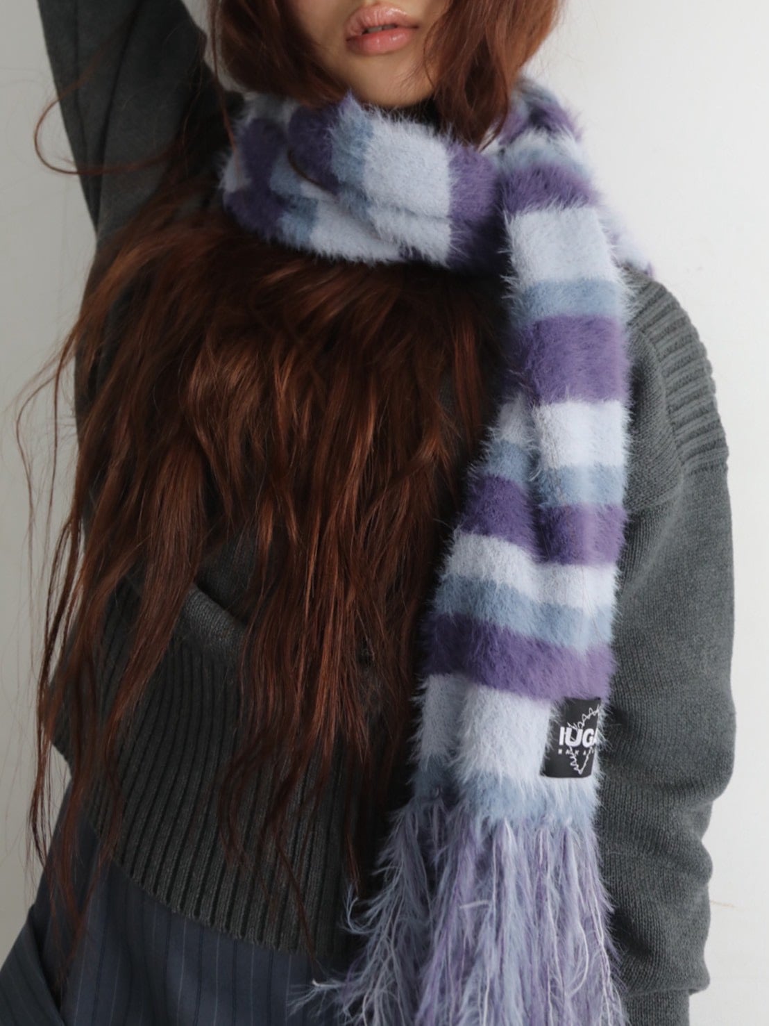 【IUGAMAKARAS】Striped Hairy Bold Muffler