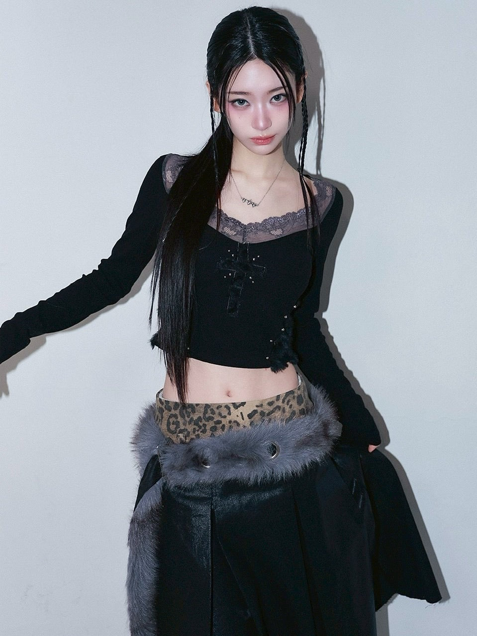 1/2 20:00発売【CHERRYQUIRI】fur loop eyelet belt