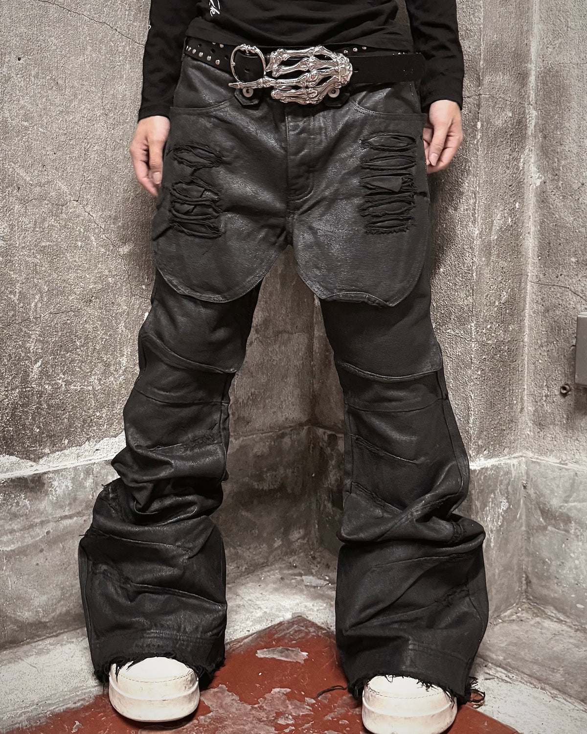 国際配送【Never mind the XU】DISTORTED LAYERED FLARE PANTS