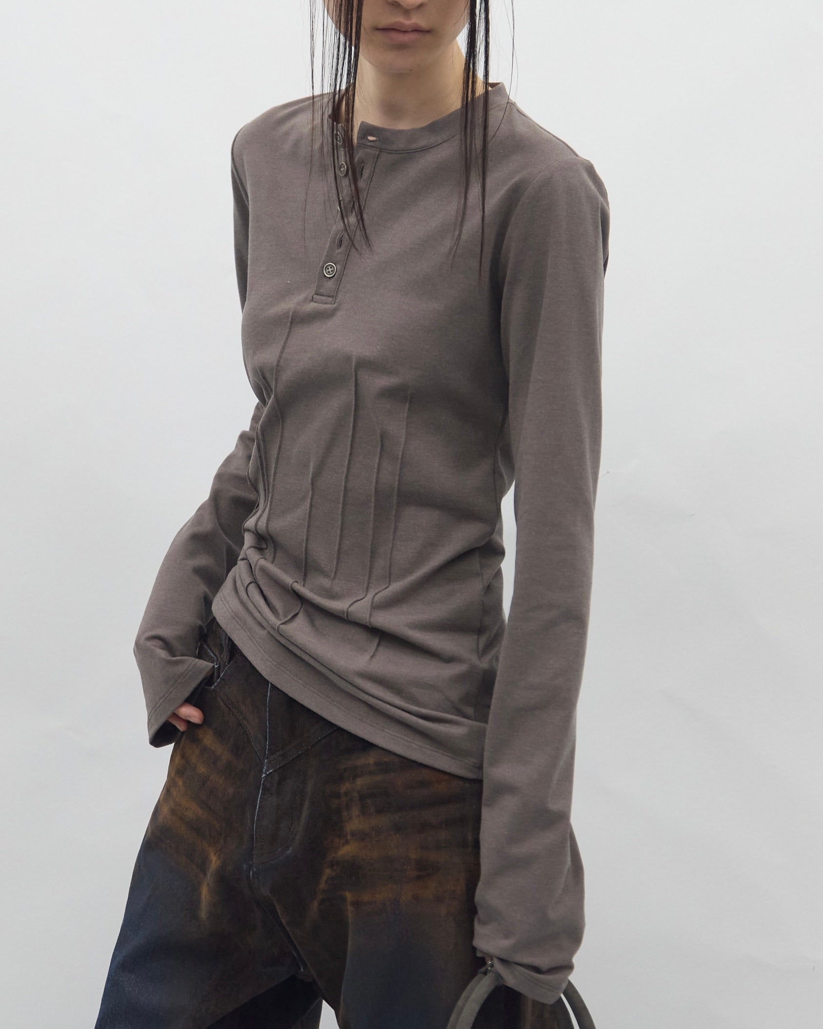 【BLR BLUER】Soft Pin-tuck Henley Long Sleeve
