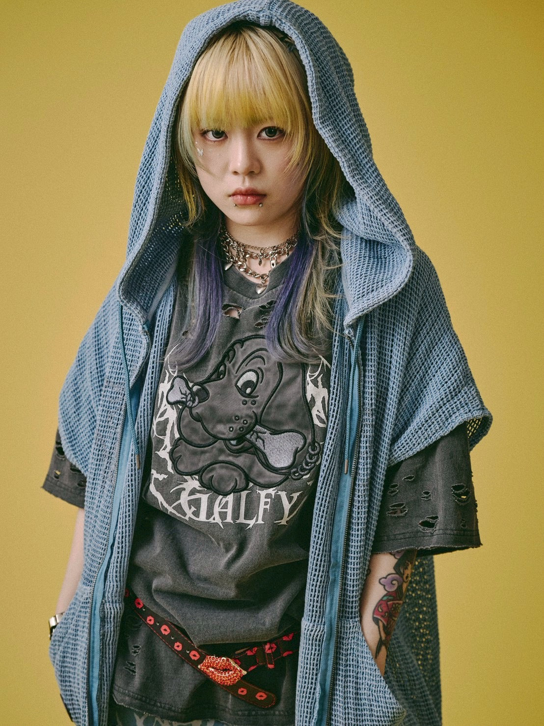 【GALFY】病みに溶かされし大ダメージTシャツ