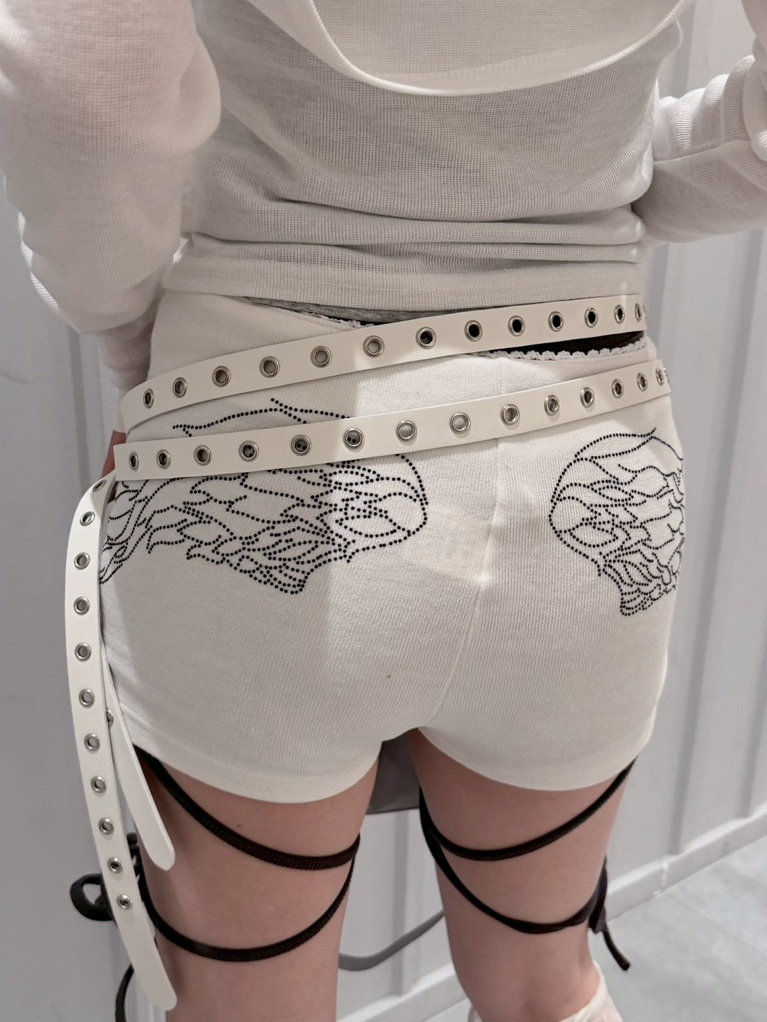 受注制【nmtc+】wings line stone short pants (3color)