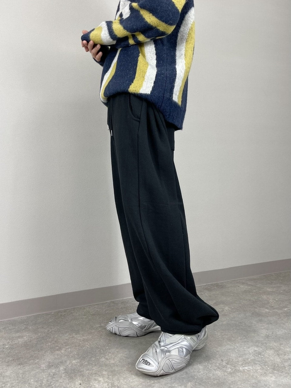 受注制【Chikashitsu +】snap button sweat pants (2color)