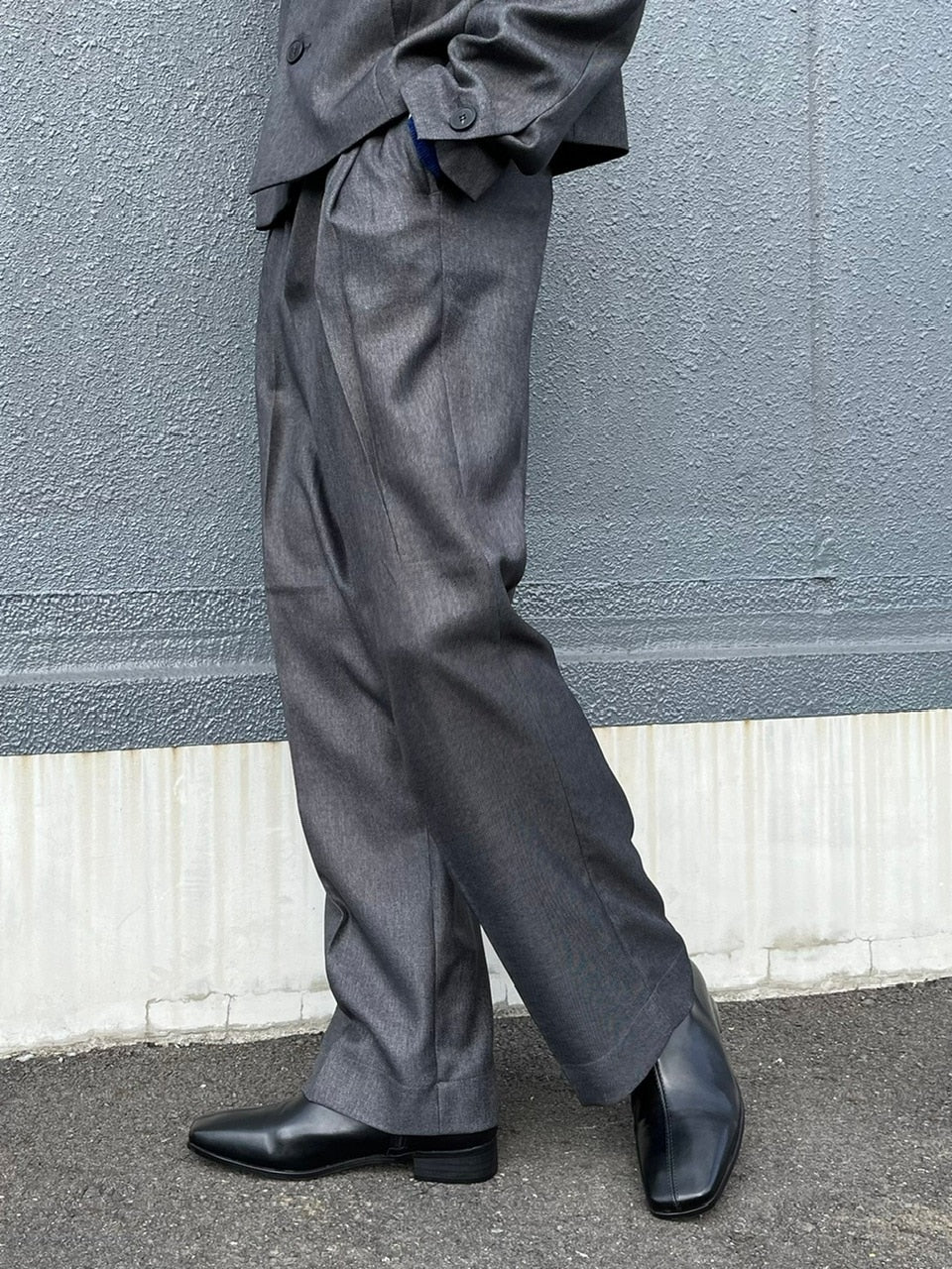 受注制【Chikashitsu +】set up tuck slacks (3color)