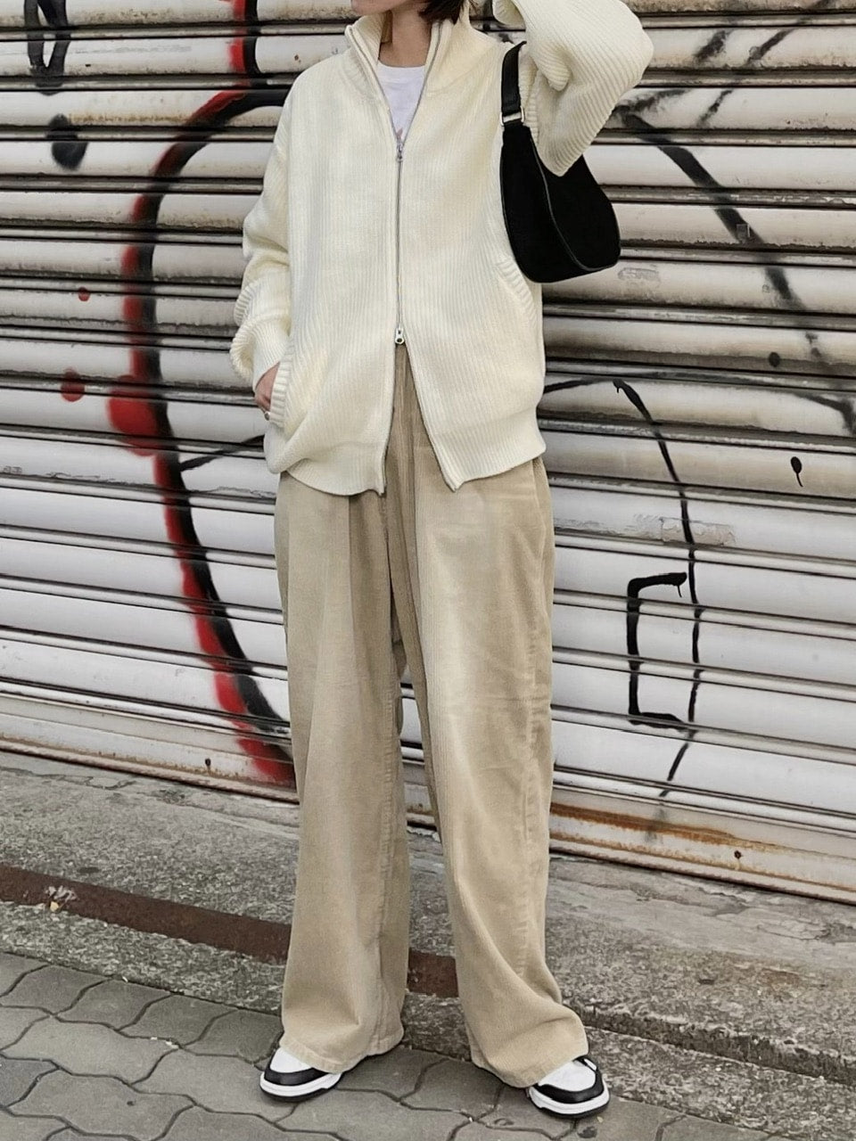受注制【Chikashitsu +】vintage wash wide corduroy pants (2color)