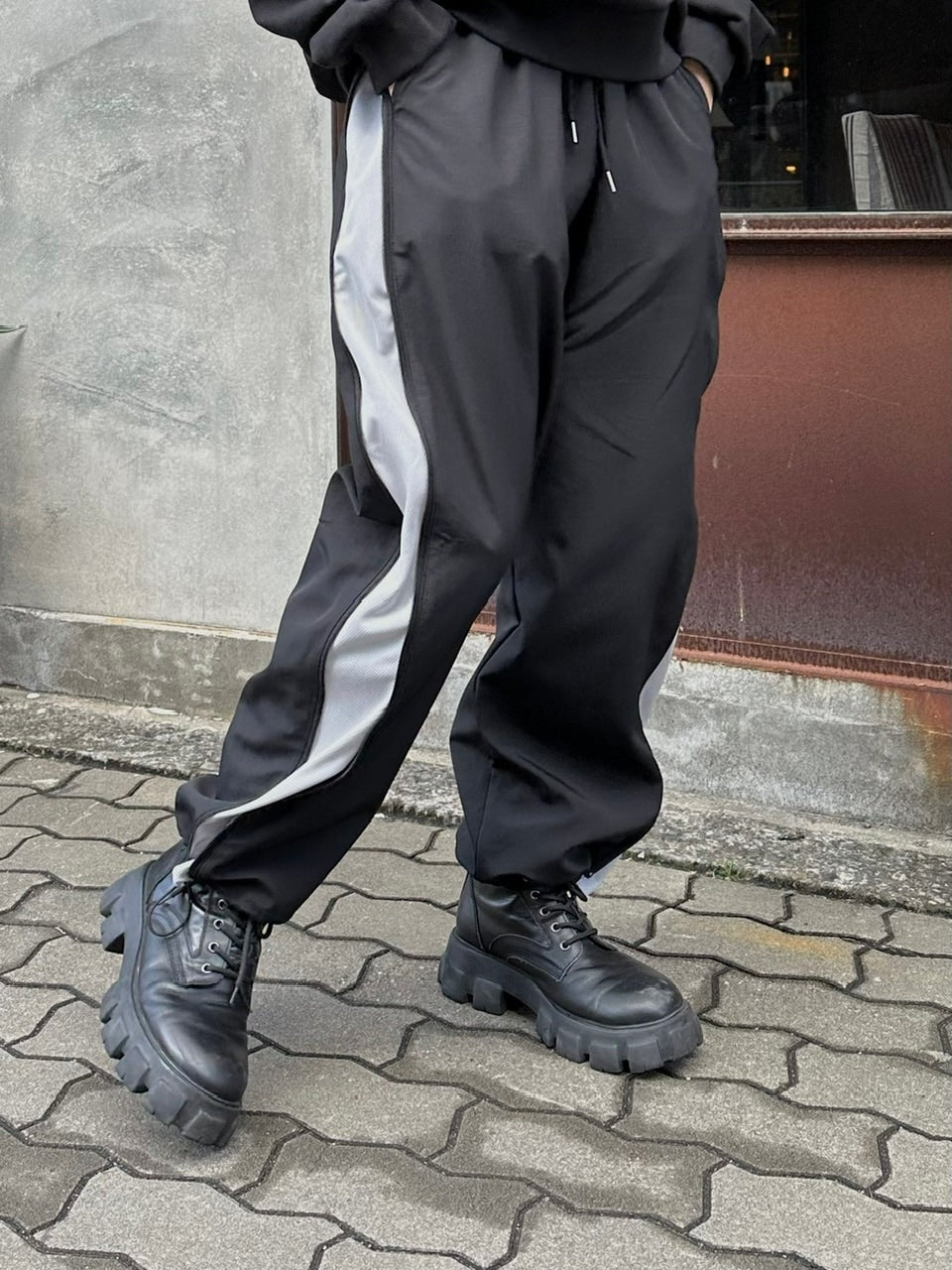 受注制【Chikashitsu +】side zip wide nylon pants (3color)