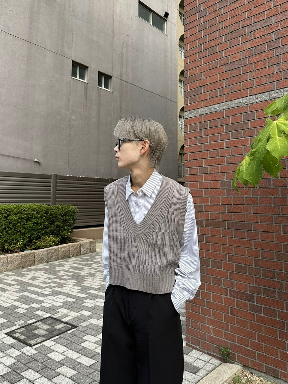 大阪店WEB限定受注制【Chikashitsu +】cropped box vest (2color)