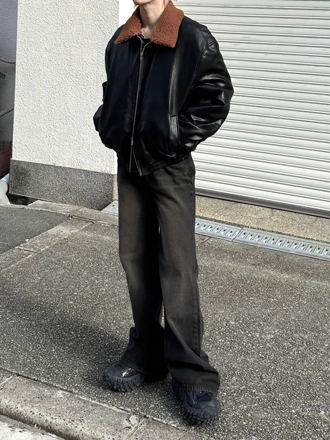 【Chikashitsu +】vintage wash bootscut denim pants (2color)