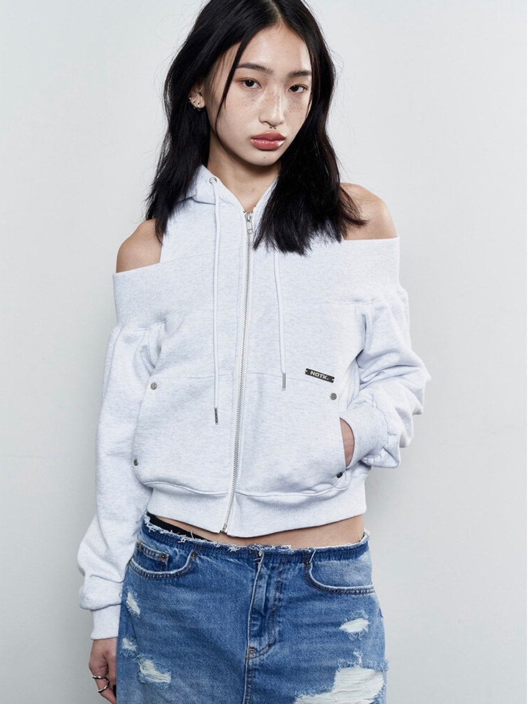 【NOT KNOWING】Open Shoulder Zip Up Hoodie / 【ノットノーイング】オープンショルダージップアップパーカー