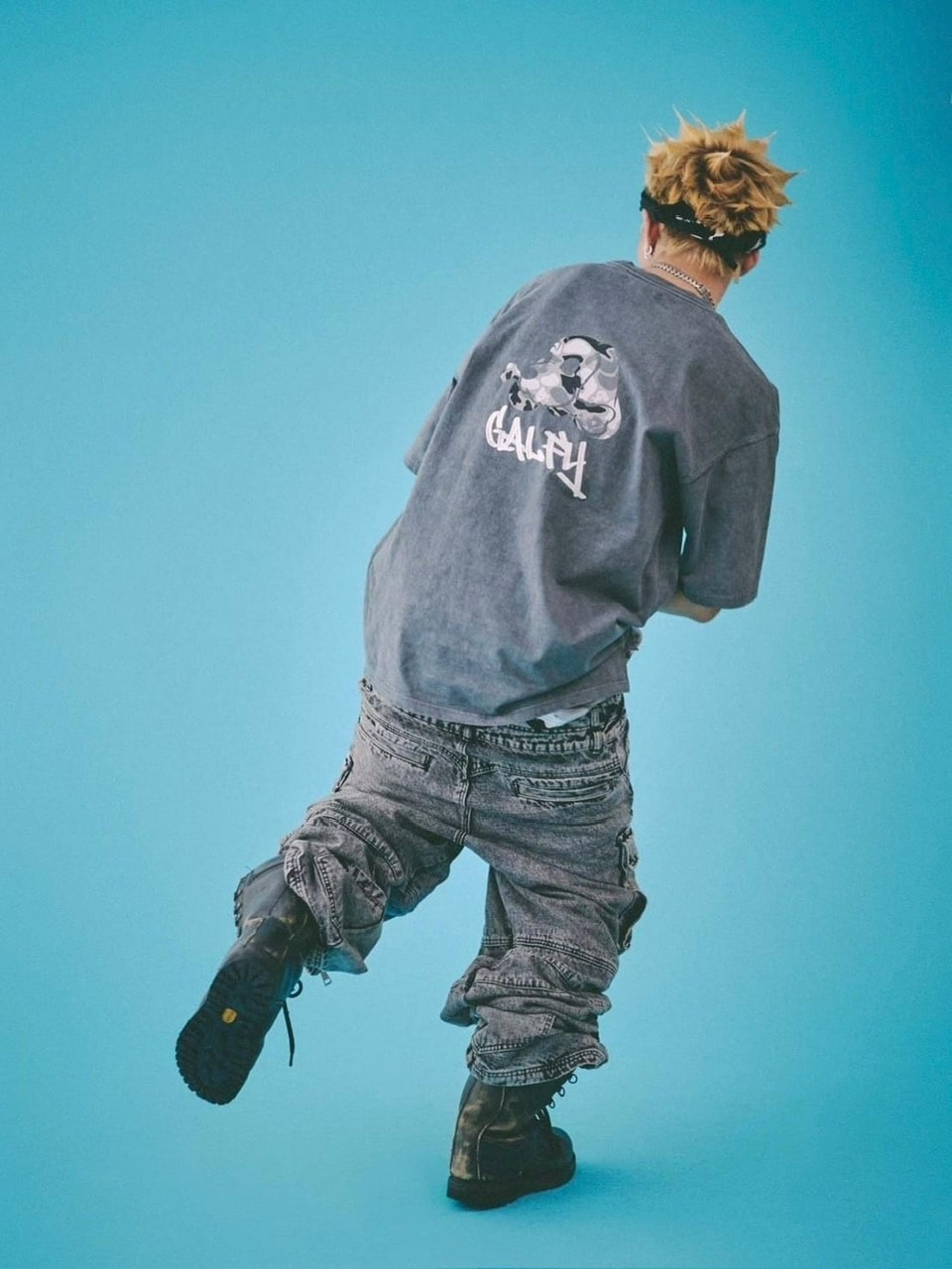 【GALFY】ガルフィーカモボックスロゴTee