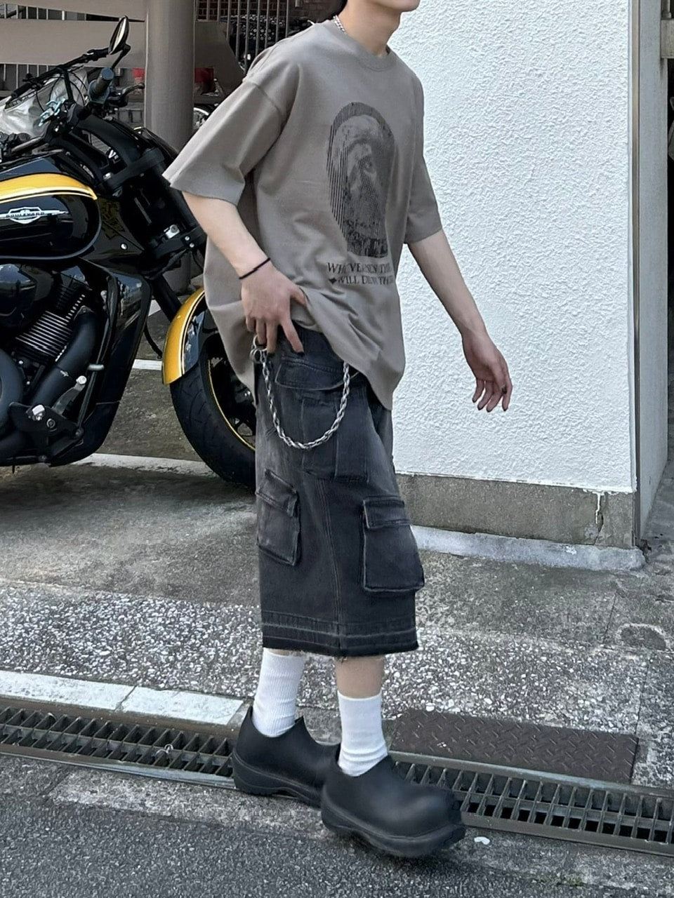 大阪店WEB限定受注制【Chikashitsu +】multi pocket denim half pants (2color)