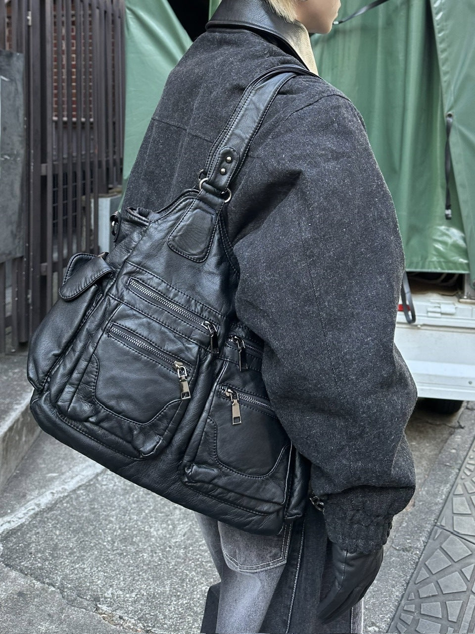大阪店WEB限定【Chikashitsu +】leather pocket shoulder bag 3