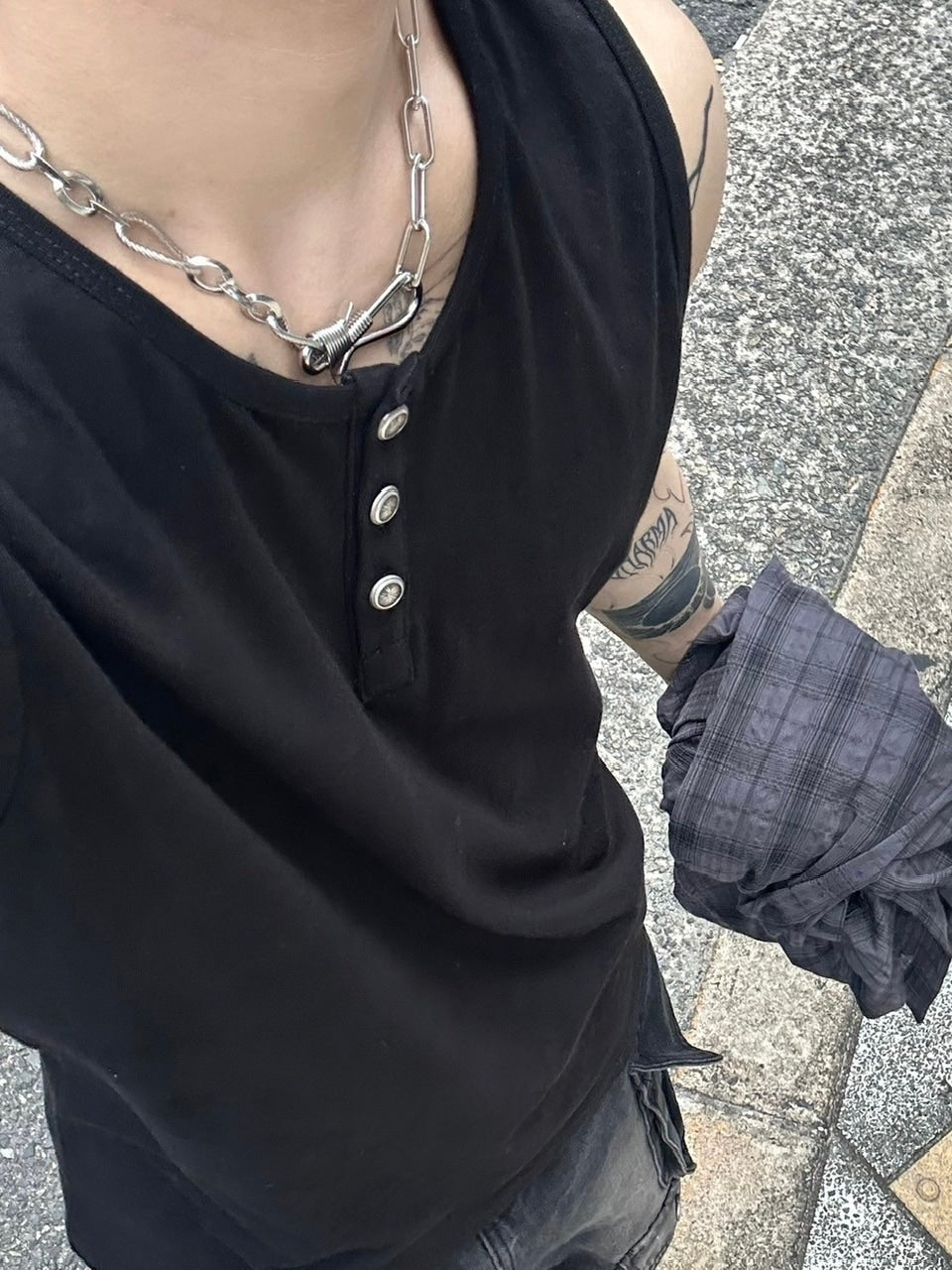 【Chikashitsu +】henry neck sleeveless (3color) / 【チカシツプラス】ヘンリーネックタンクトップ
