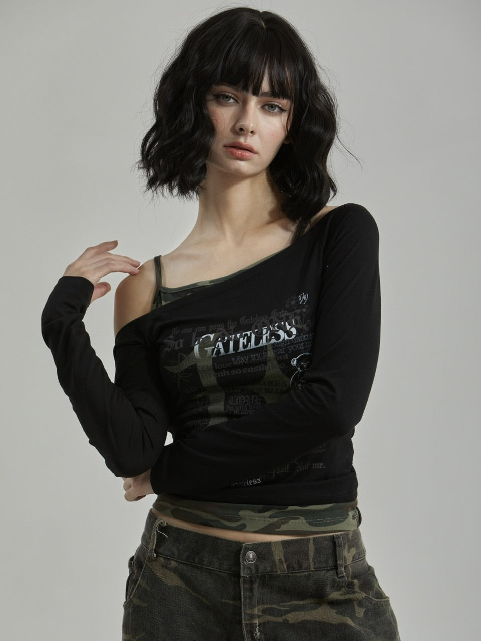 【GATELESS】CAMOUFLAGE LAYERED ONE SHOULDER T-SHIRT