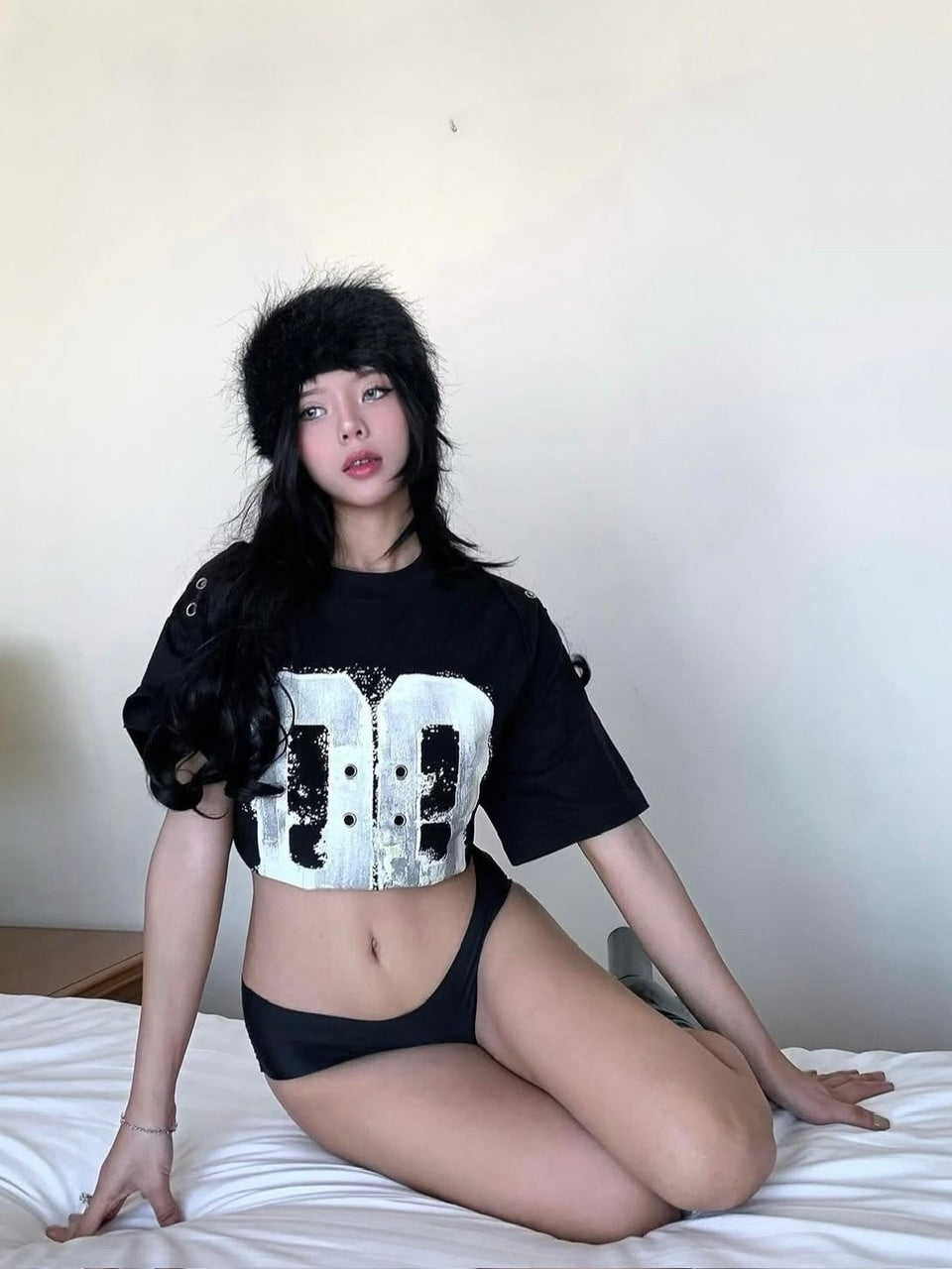 【Cozy world Wide】00 KNIGHT CLUB T SHIRT