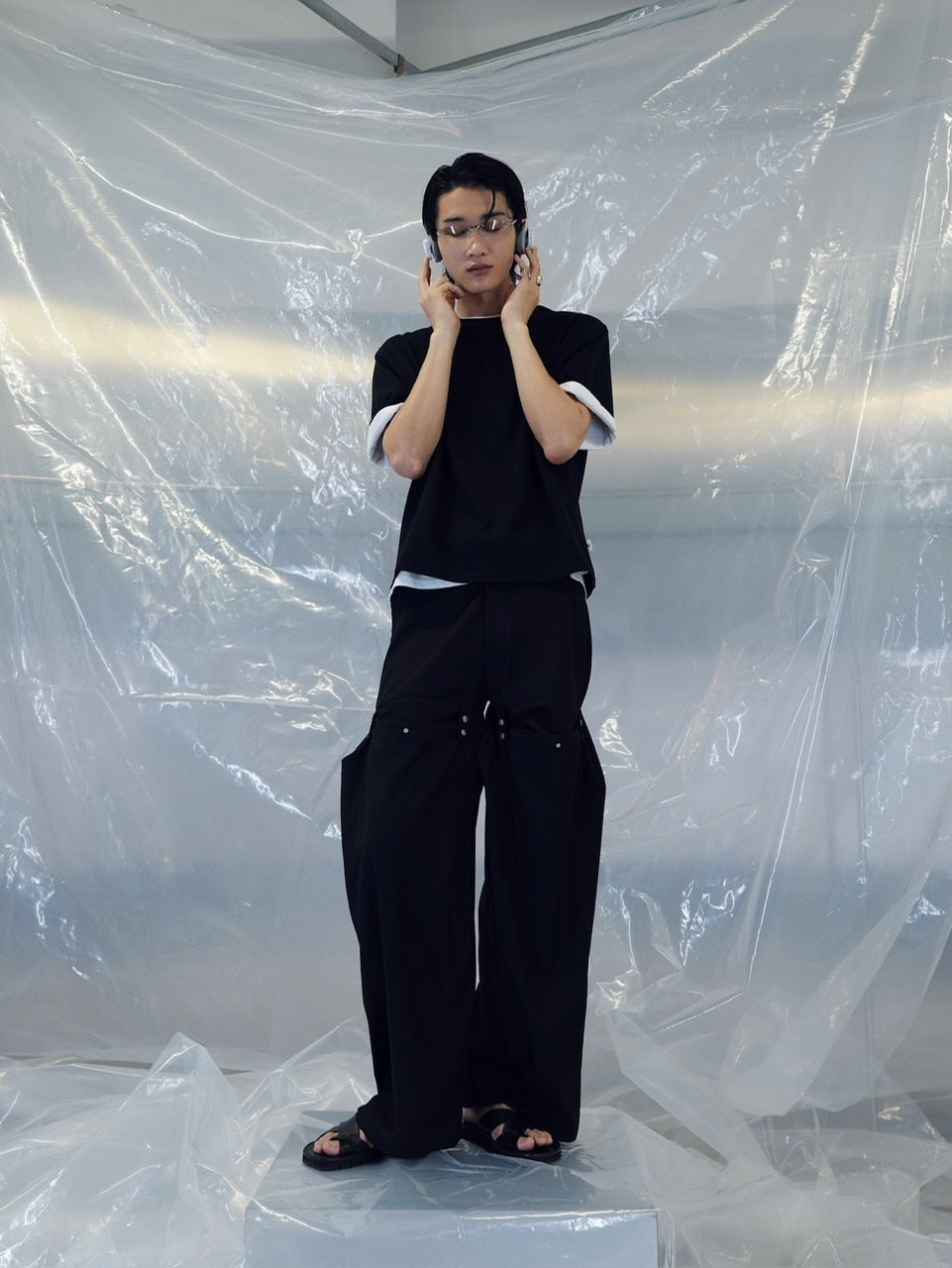 【CS】FLOW FIT DRAPE SLACKS(BLACK)