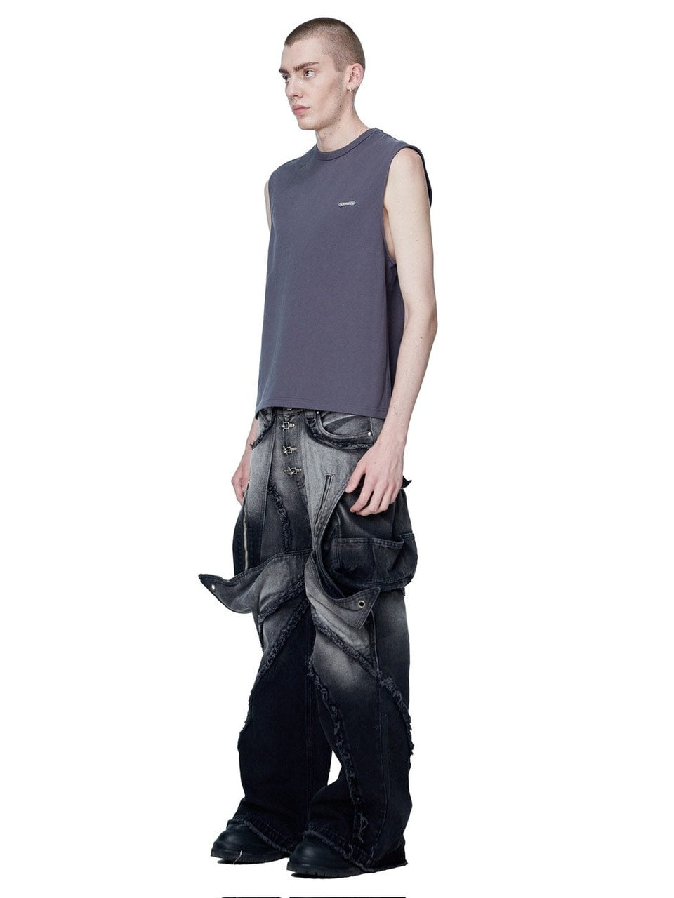 【The Boy Has No Patience】LUMINOUS DAWN ASTRAL METAL LOGO SHADOWBAT VEST / 【ザボーイハズノーペーシェンス】メタルロゴバックプリントロゴタンクトップ
