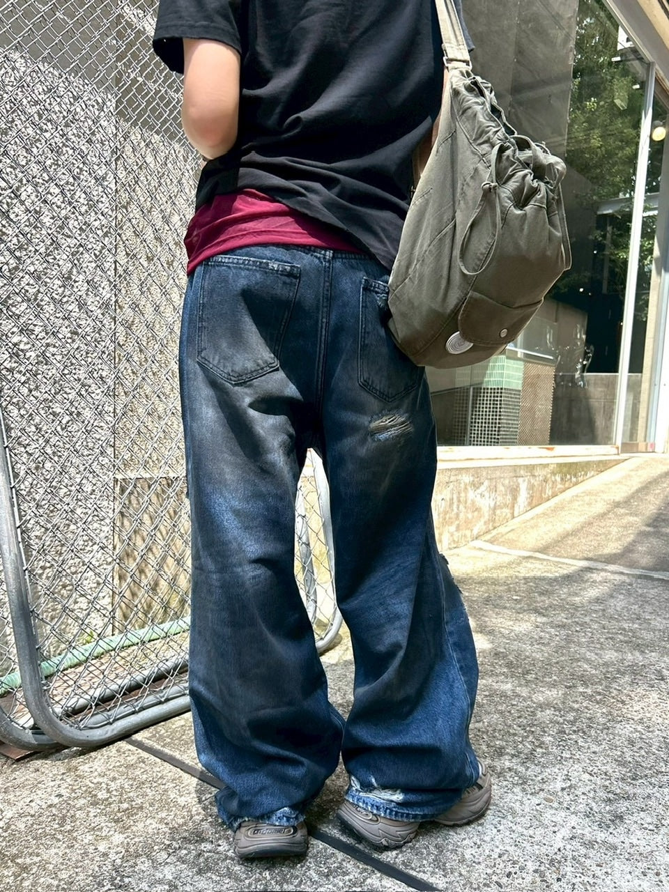 受注制【Chikashitsu +】oiled wash destroy denim pants / 【チカシツプラス】オイルドウォッシュデストロイデニムパンツ