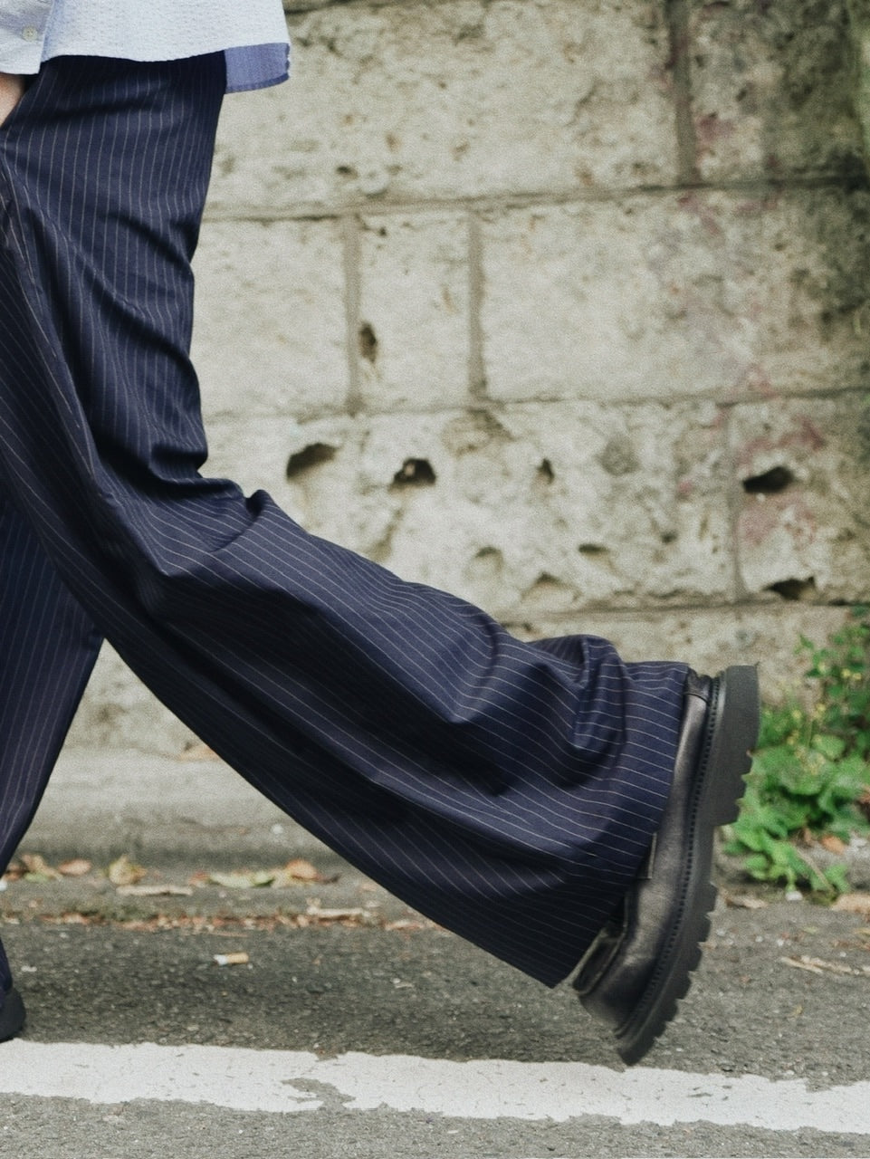 【CS】stripe cross tuck drape slacks (navy)