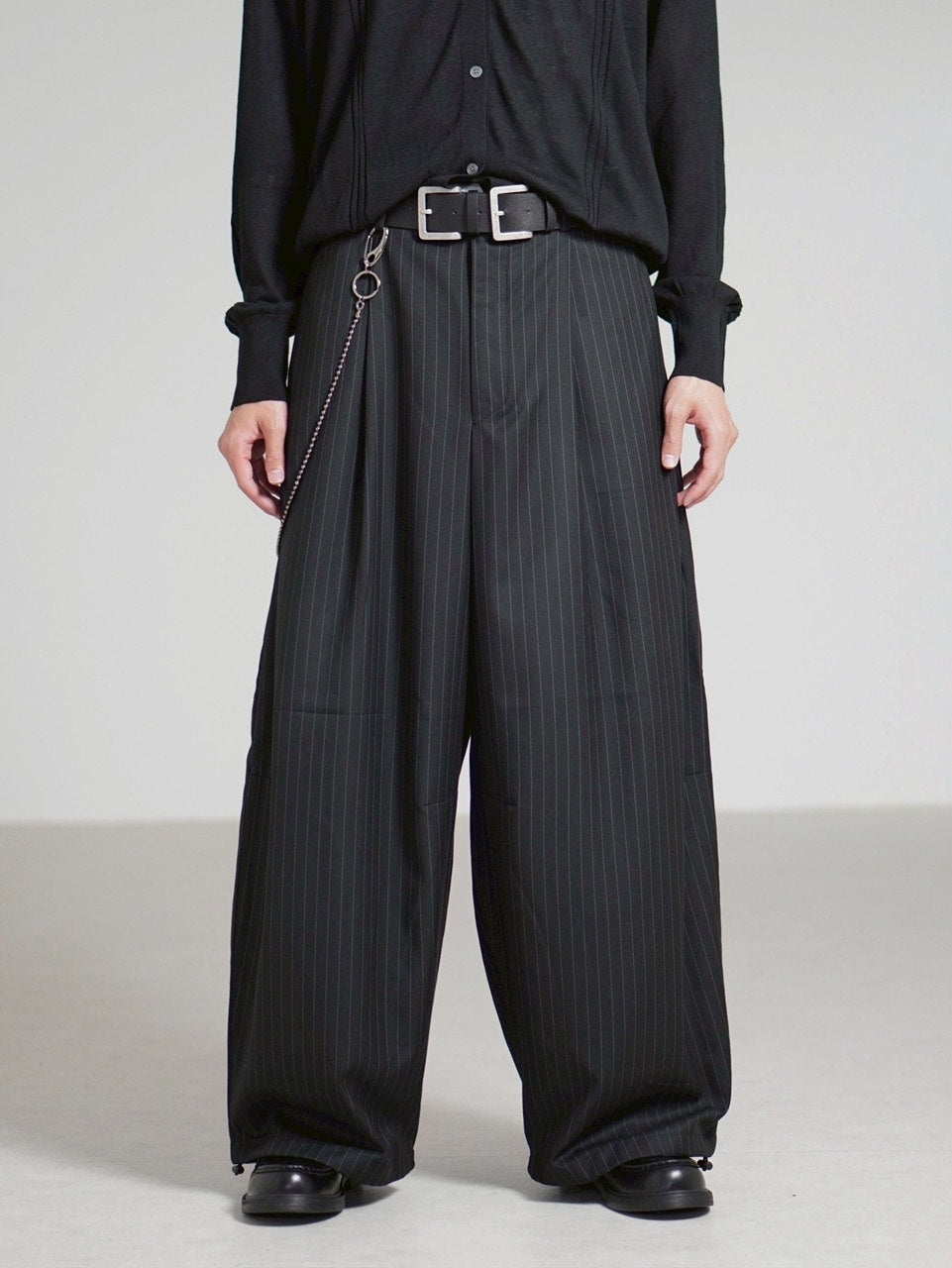 受注制【Chikashitsu +】draw cord stripe wide slacks