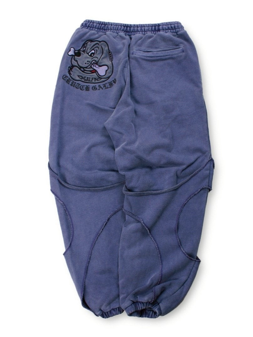 【GALFY】穴の向こうにわんちゃんスウェット