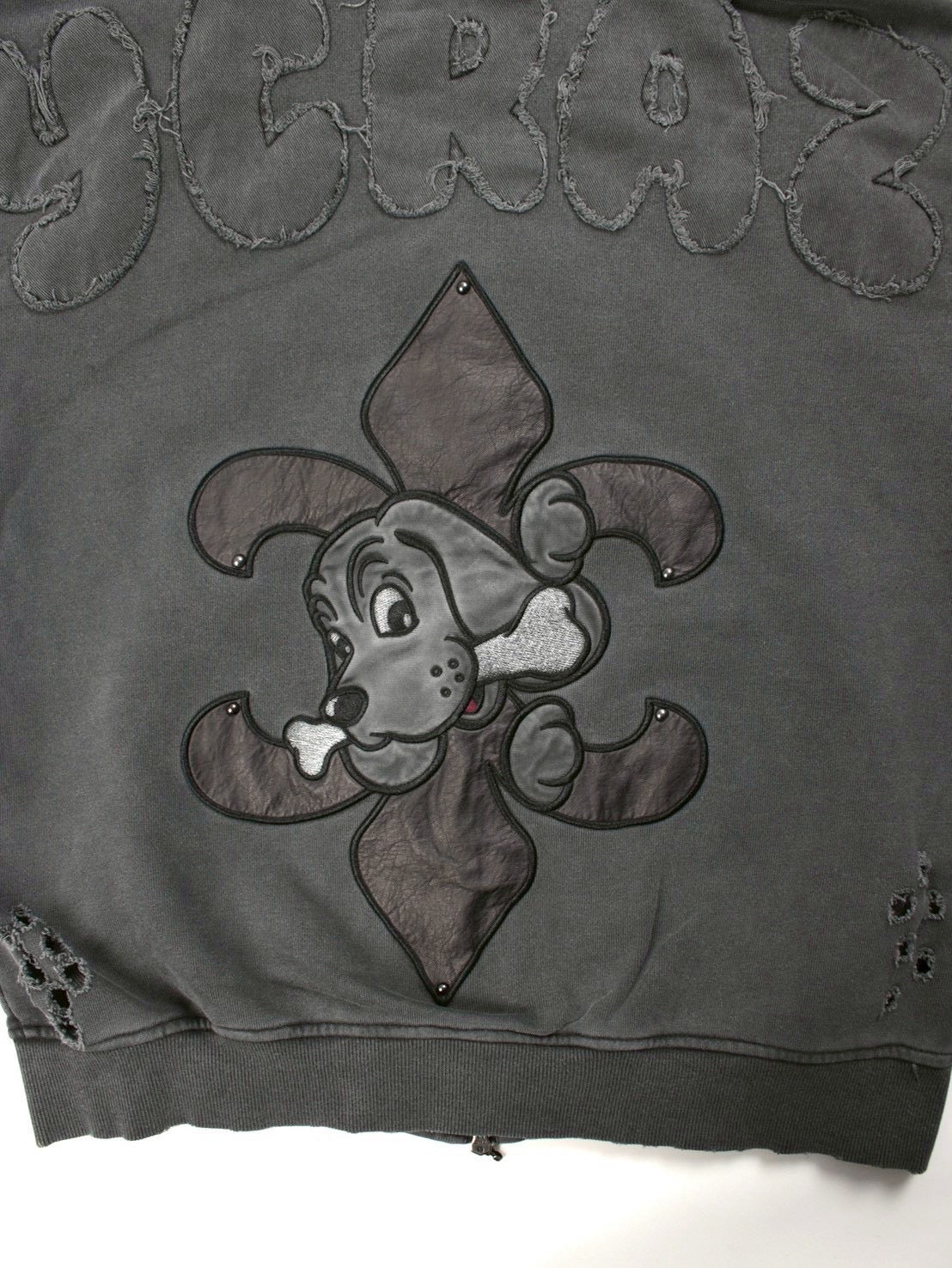 【GALFY】ぼろぼろロゴ百合の紋パーカー