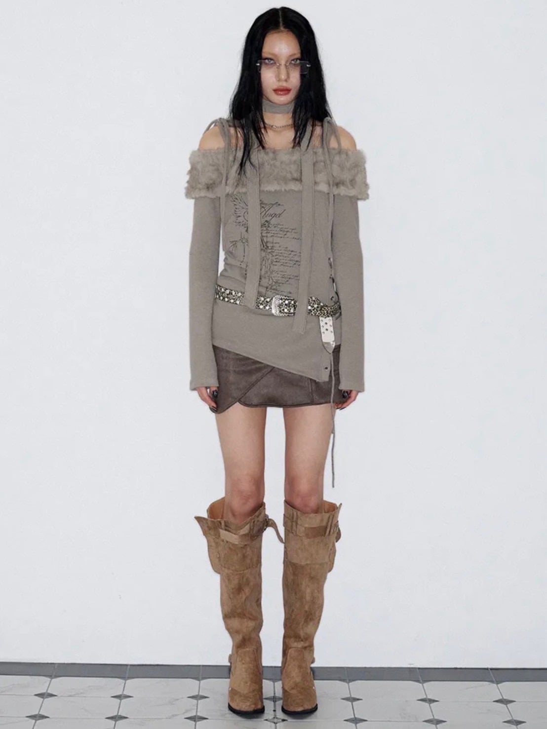 【NOT KNOWING】Fur Off Shoulder Lace Up Top