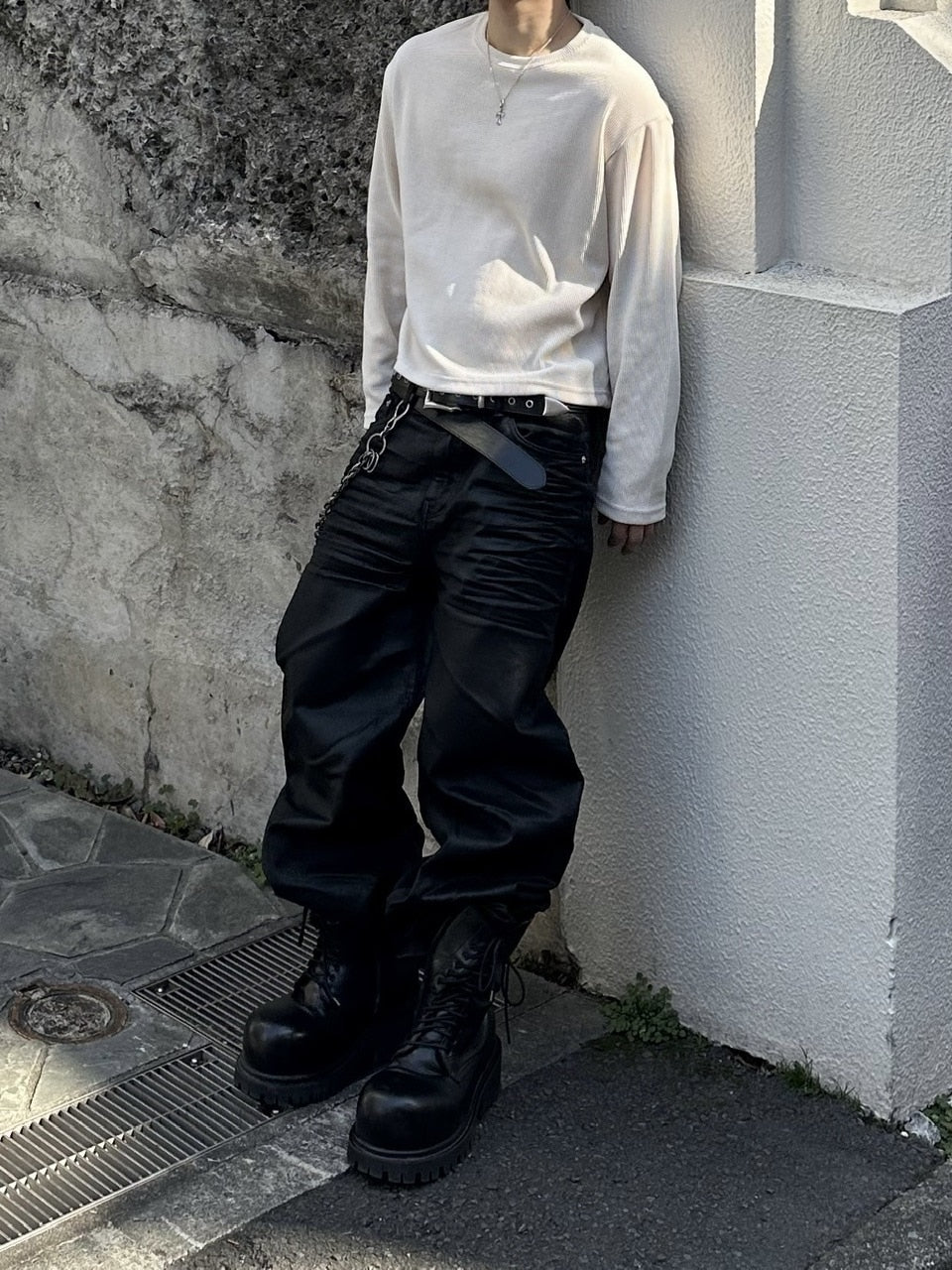 大阪店WEB限定受注制【Chikashitsu +】emboss coating denim pants