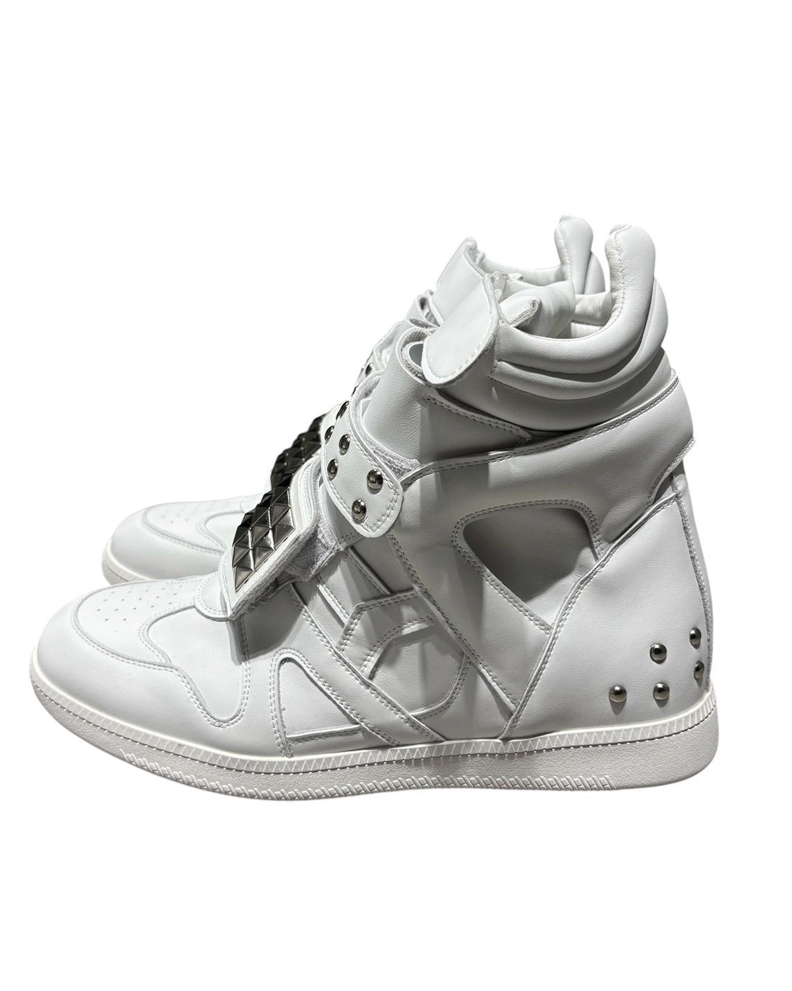 国際配送【Never mind the XU】Studs Wedge High Top Sneakers