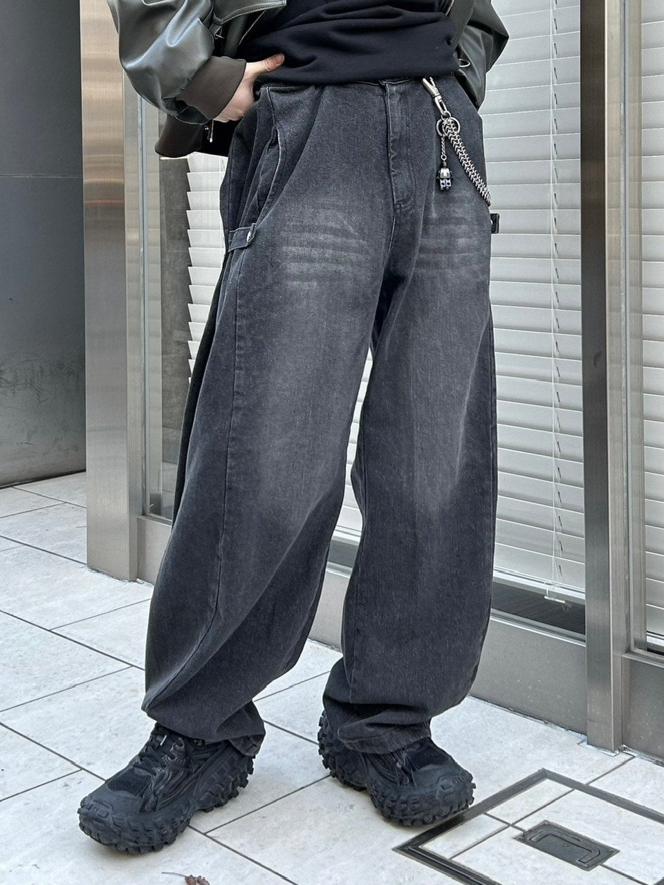 受注制【Chikashitsu +】side snap balloon denim pants (2color)