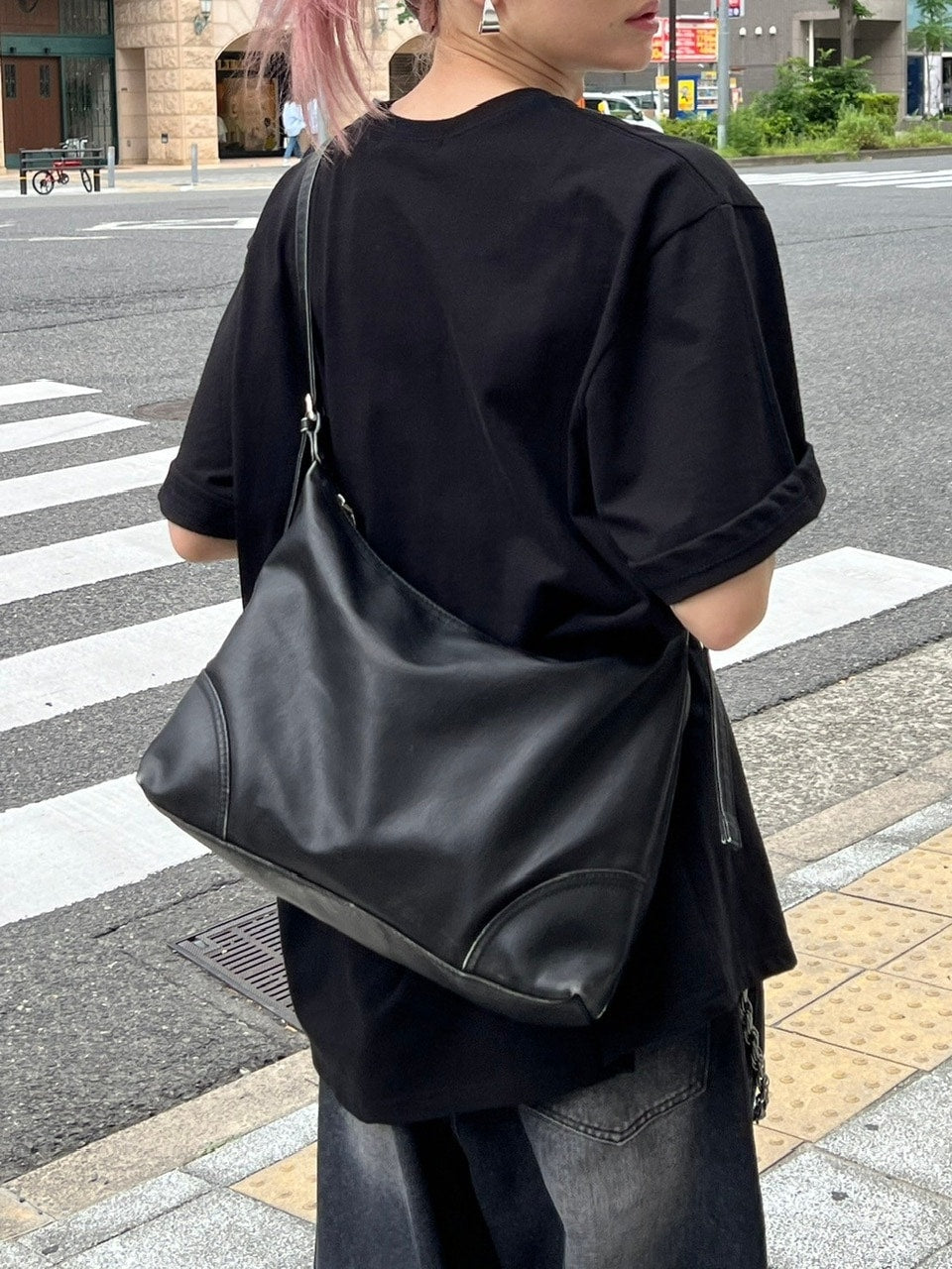 大阪店WEB限定受注制【Chikashitsu +】vintage leather cross bag