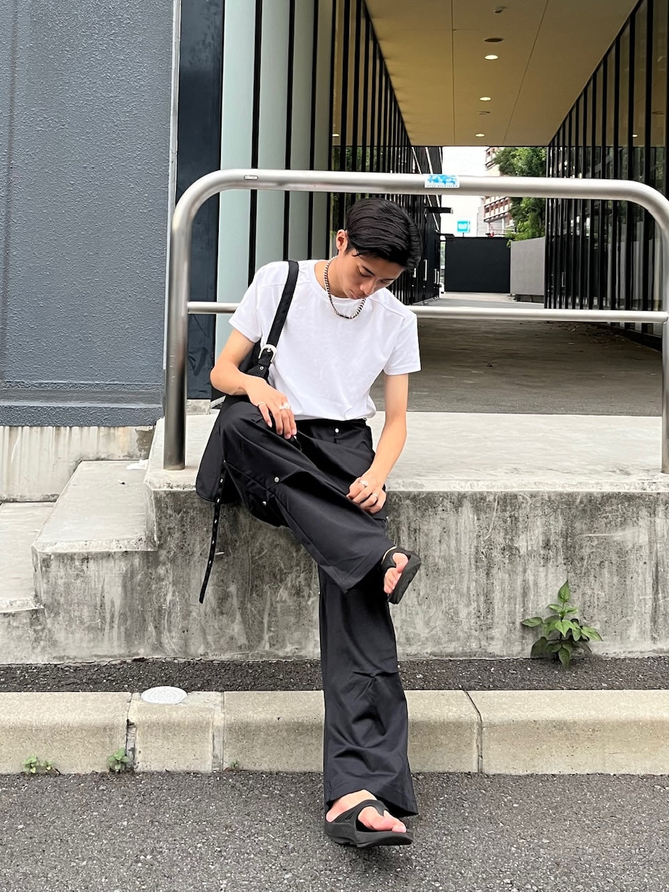 東京店WEB限定【Chikashitsu +】rivet design pants (2color