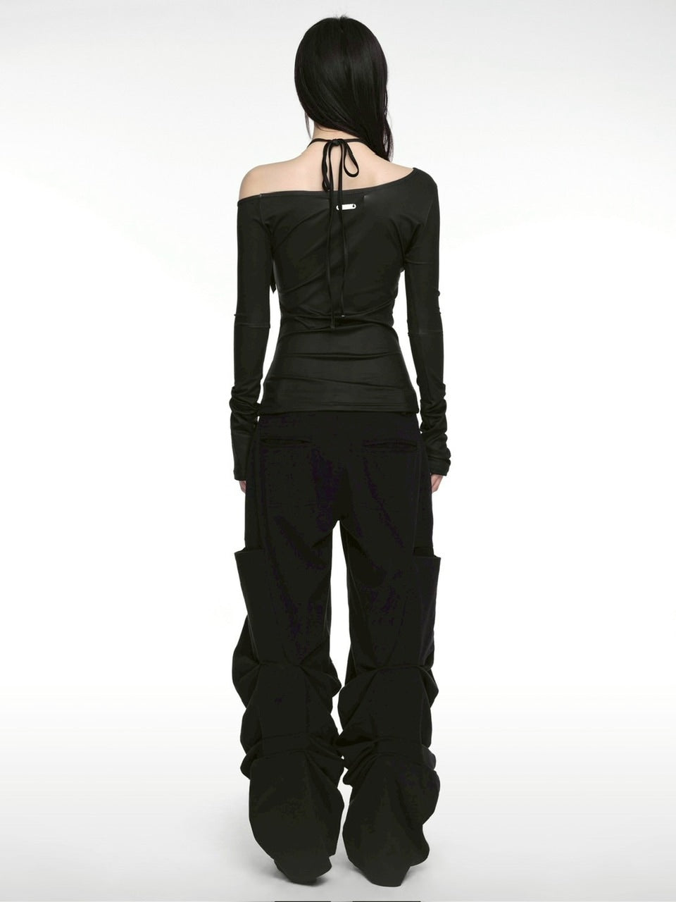 【NACHE】HALTER SLIM FIT LONG SLEEVE