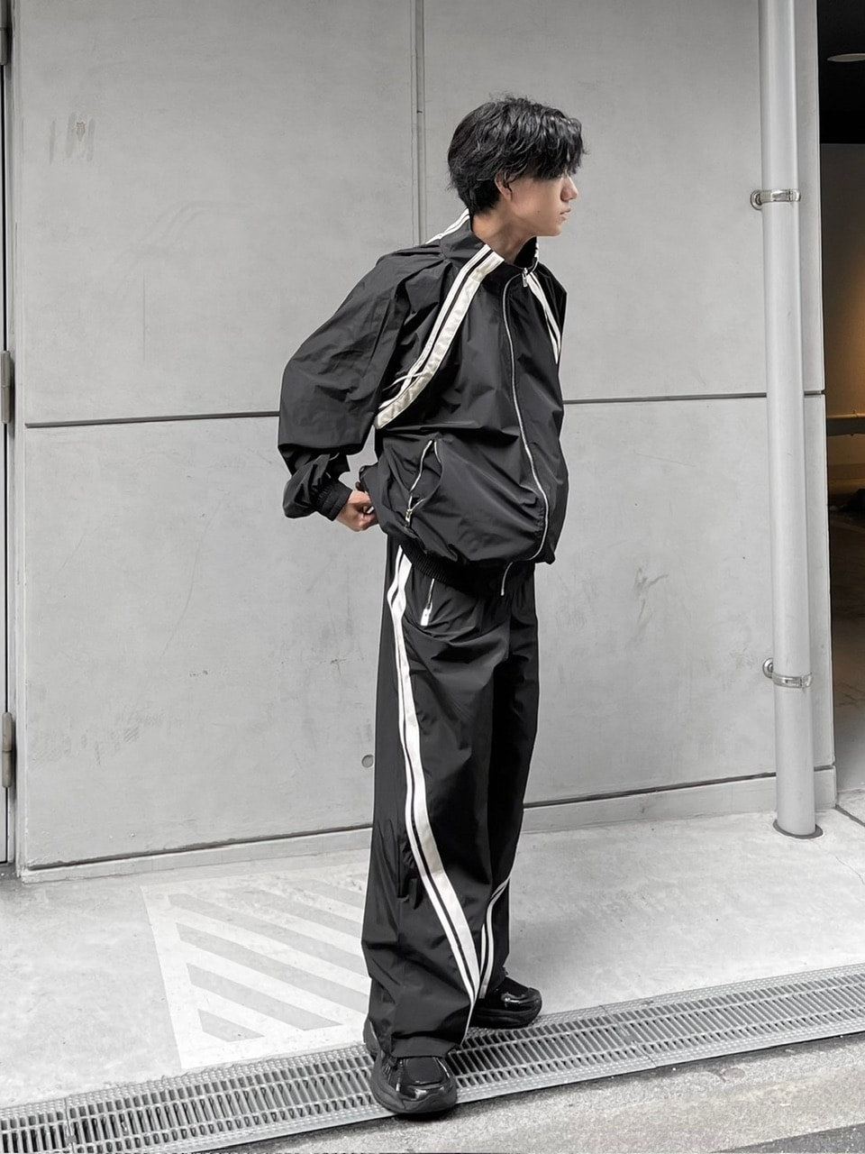 【Chikashitsu +】set up side line track pants (2color) / 【チカシツプラス】セットアップサイドライントラックパンツ
